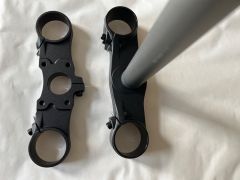 Nová dvojkorunka Fox 40 Offset 44 mm
