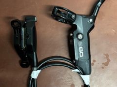 Sram DB8