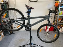 Predám bicykel Trek Mt220
