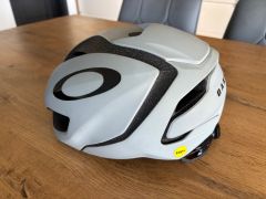 Oakley Aro5, XL, Mips
