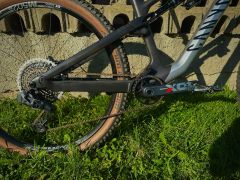 Canyon Neuron CF 8 2023 vel. M, FOX 36, Sram GX Axs, TOP