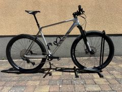 Canyon Exceed CF5 + Teleskopická sedlovka