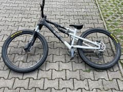 Slopestyle dirt kolo rose the jester L