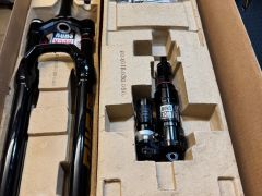 Rockshox Pike flight attendant