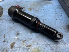 RockShox Deluxe Select+ 230x62,5