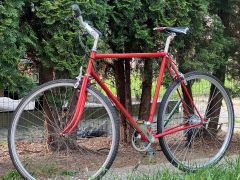 Cestný bicykel