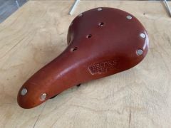 Brooks B17 Short - honey
