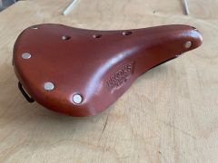 Brooks B17 Short - honey