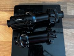 Light Carbon road disc ceramic