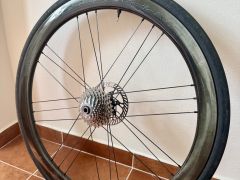 Predam kolesa Campagnolo Bora WTO 45 DB