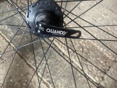 Predne koleso Quando