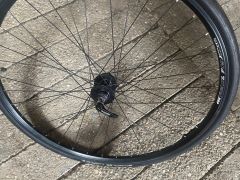 Predne koleso Quando