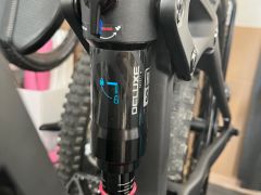 RockShox Deluxe Select+ 205x60 (Novy)