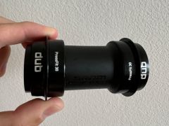 Sram DUB Bb30 stredové zloženie