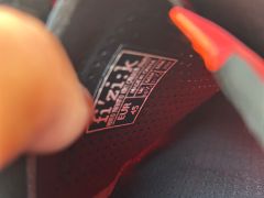 Fizik Vento Infinito Knit Carbon 2 tretry, coral/black
