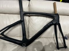 Ramovy set Pinarello F9