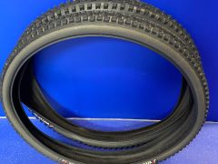 Vittoria Mazza 29x2.40  a Vittoria Martello 29x2.35