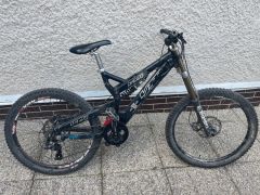 Dowhill bike  VTR