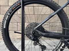 Cube reaction hybrid