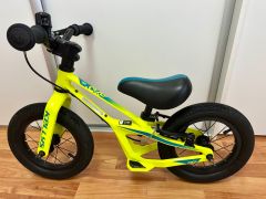 Kellys Kiru Race odrážadlo, 12