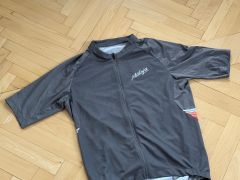 Dres Maloja (M)