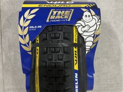 Michelin Wild Enduro Front 29x2.40&quot; Racing Line Magi-X TS plášť, Tlr, kevlar