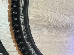 Schwalbe Ice Spiker Pro s hrotmi 29x2,25 2ks