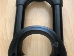 Fox 38 Performance Grip 170mm nová nejazdená