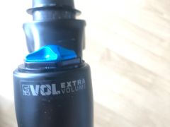 Fox 38 Performance Grip 170mm nová nejazdená