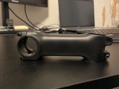 Predstavec Canyon V13