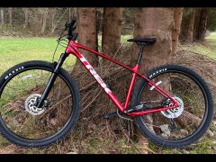 Trek Marlin 8 Crimson 2023  L