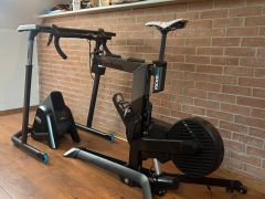 Wahoo Kickr Bike v2 WiFi cyklotrenažér
