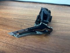 Predám použitý prešmykač Shimano Ultegra Fd-R8000 prešmykač, 2x11, na obíjmku