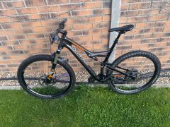 Predám Specialized Camber full carbon