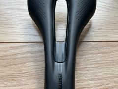 BBB Bsd-141 Echelon sedlo, 145 mm