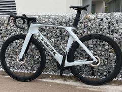 Trek Madone SL7 Gen 7 Plasma Grey