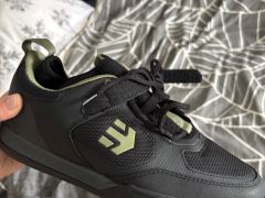 Etnies 44 nové