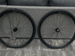 Hlinikove kolesa Merida Expert CW