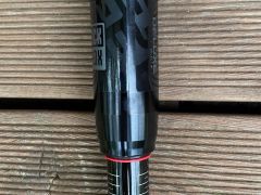 Rock Shox Tlumič Deluxe Select +