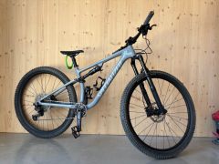 Specialized epic M