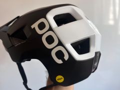 Přilba na kolo POC Kortal Race Mips Black Matt/Hydrogen White ve. Medium