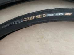 Giant gavia course 0 tubeless