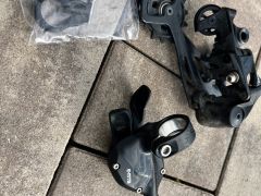 Prehadzovačka + radenie Sram SX