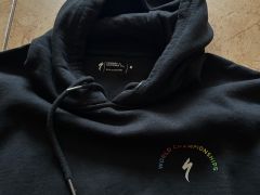 Predám originálnu mikinu Specialized s kapucňou