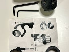 Držiak cyklopočítača a GoPro alebo svetla Garmin
