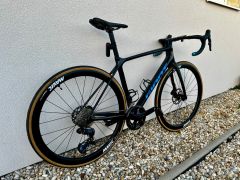 Karbónový cestný bocykel Giant TCR Advanced 1+