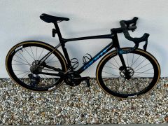 Karbónový cestný bocykel Giant TCR Advanced 1+