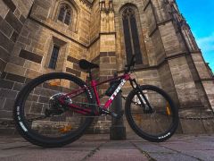 Trek Marlin 8 Crimson red M
