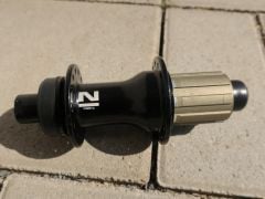Novatec D792Sb-Cl-X12-A6A-Hg zadný náboj