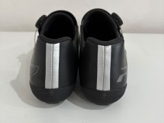 Shimano Tretry Shrc702 Carbon čierne